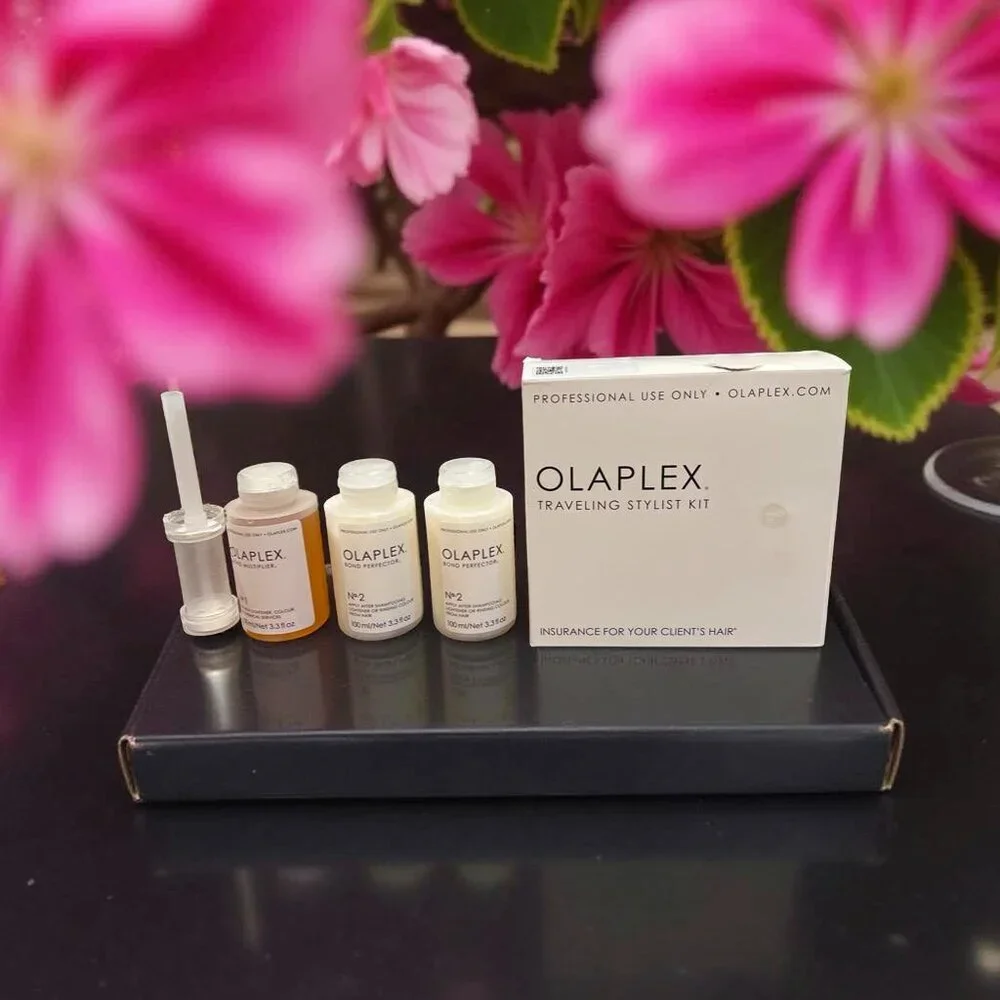Olaplex Traveling Stylist Kit: 1  # 1 & 2 Size 3.3 oz